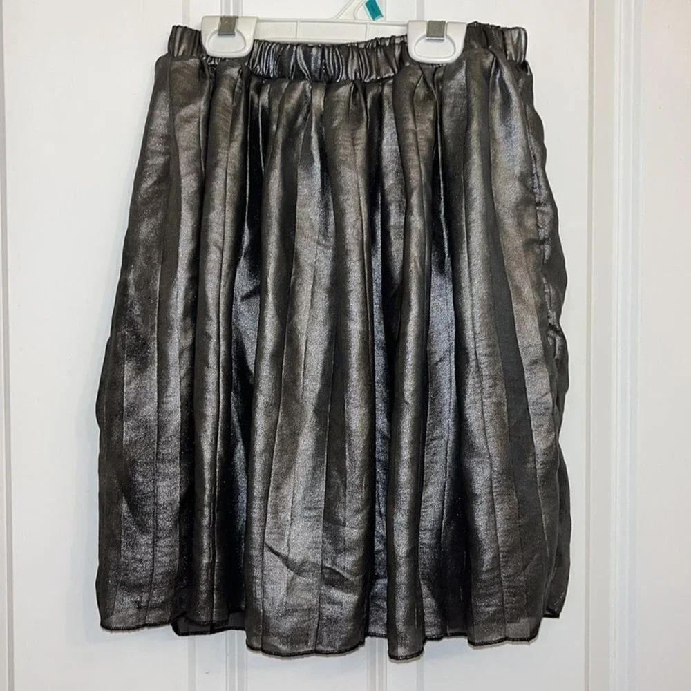 Girls TCP‎ size 10/12 Metallic Silver Pleated Mini Skirt Party